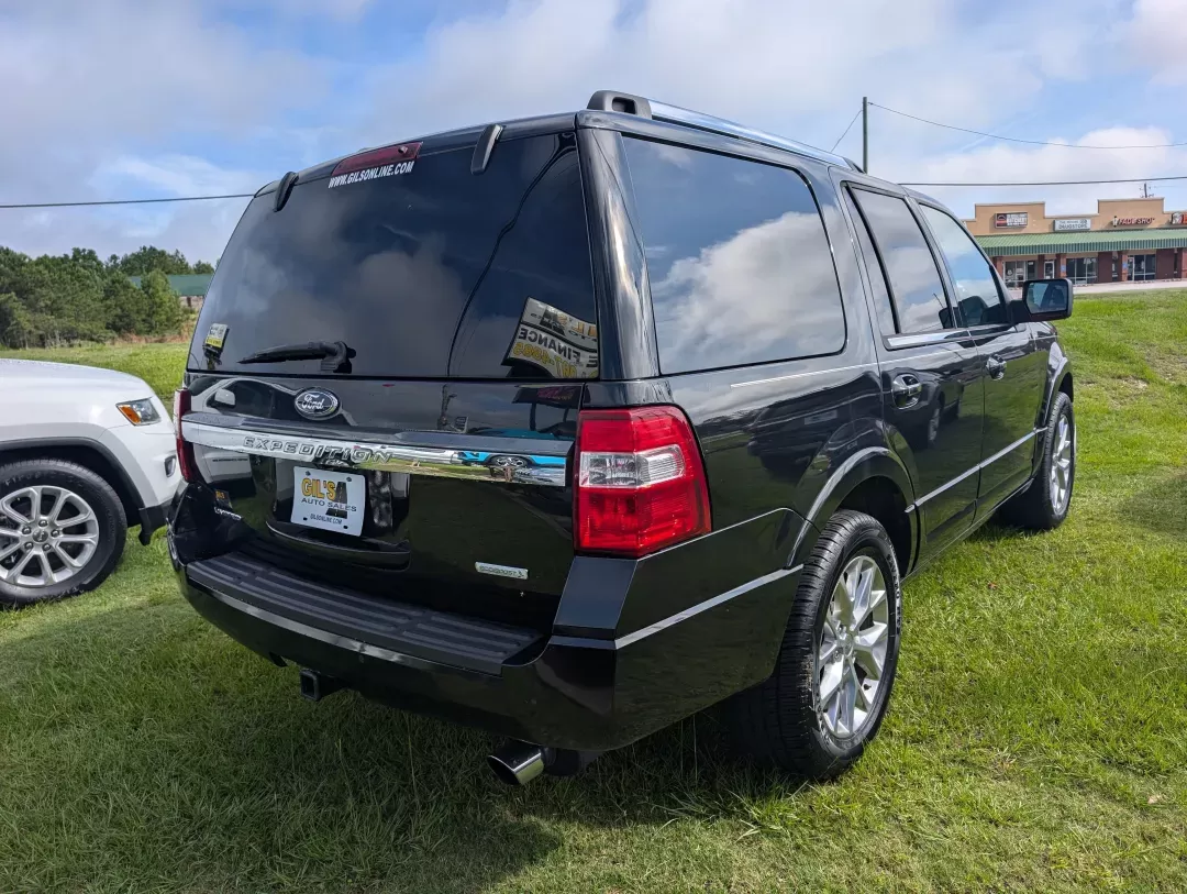 2015 Ford Expedition Limited (1FMJU1KTXFE) with an Twin Turbo Regular Unleaded V-6 3.5 L/213 engine, 6-Speed Automatic w/OD transmission, located at 3959 U.S. 80 W, Phenix City, AL, 36870, (334) 297-4885, 32.469296, -85.135185 - 2015 Ford Expedition Limited - Photo#4