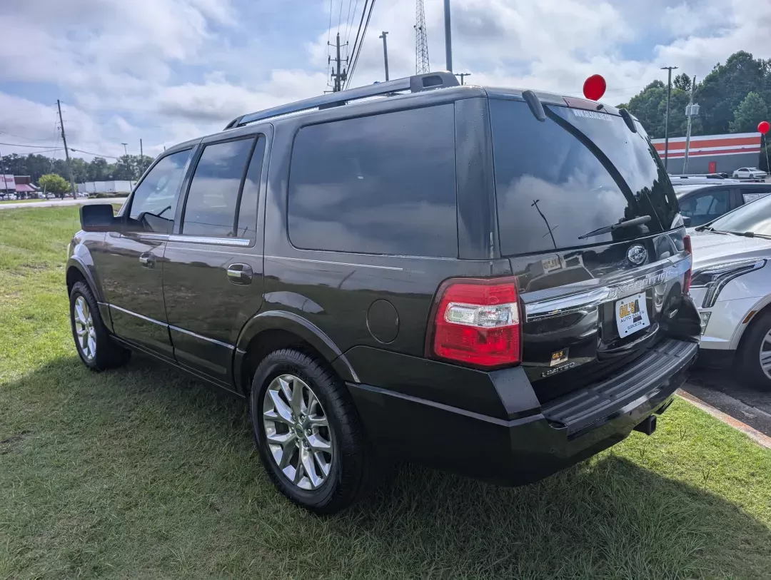 2015 Ford Expedition Limited (1FMJU1KTXFE) with an Twin Turbo Regular Unleaded V-6 3.5 L/213 engine, 6-Speed Automatic w/OD transmission, located at 3959 U.S. 80 W, Phenix City, AL, 36870, (334) 297-4885, 32.469296, -85.135185 - 2015 Ford Expedition Limited - Photo#6
