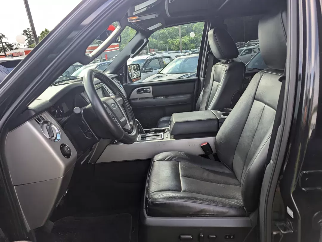 2015 Ford Expedition Limited (1FMJU1KTXFE) with an Twin Turbo Regular Unleaded V-6 3.5 L/213 engine, 6-Speed Automatic w/OD transmission, located at 3959 U.S. 80 W, Phenix City, AL, 36870, (334) 297-4885, 32.469296, -85.135185 - 2015 Ford Expedition Limited - Photo#9