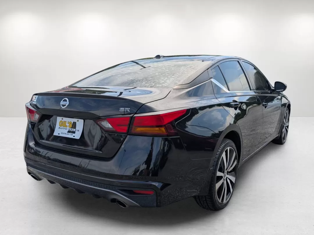 2019 Super Black /Sport Nissan Altima 2.5 SR (1N4BL4CW1KN) with an Other engine, located at 5115 14th Ave., Columbus, GA, 31904, (706) 323-0345, 32.511494, -84.971046 - 2019 Nissan Altima 2.5 SR - Photo#4