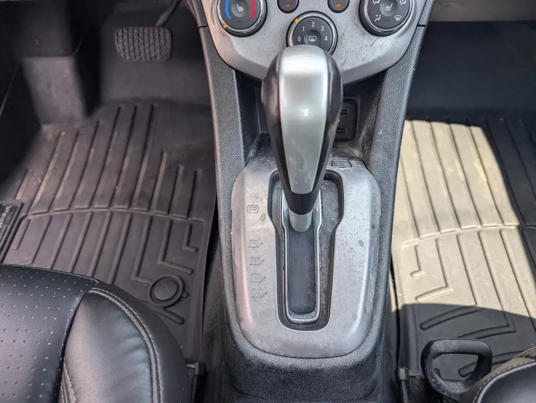 2019 /Jet Black/Dark Titanium Chevrolet Sonic Premier (1G1JF5SB2K4) with an Other engine, located at 3959 U.S. 80 W, Phenix City, AL, 36870, (334) 297-4885, 32.469296, -85.135185 - Discover an exhilarating driving experience with the 2019 Chevrolet Sonic Premier, the perfect companion for those seeking a stylish and practical sedan that fits seamlessly into a busy lifestyle. Whether you're commuting to work, running errands around Phenix City, or enjoying a weekend getaway, th - Photo#14
