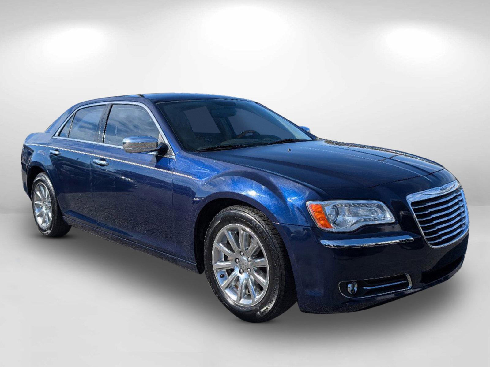 2014 /Lt Frost/Dk Frost Beige Chrysler 300 300C (2C3CCAEG0EH) with an Regular Unleaded V-6 3.6 L/220 engine, 8-Speed Automatic w/OD transmission, located at 5115 14th Ave., Columbus, GA, 31904, (706) 323-0345, 32.511494, -84.971046 - 2014 Chrysler 300 300C - Photo#4