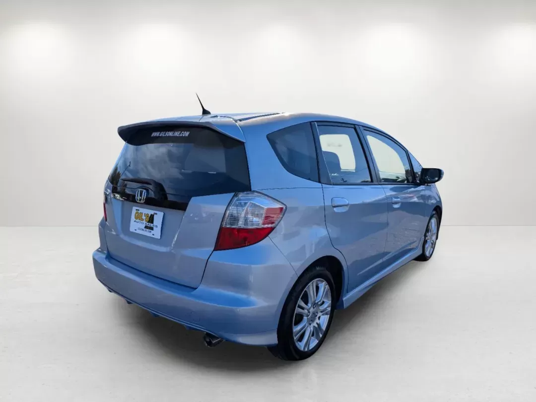 2010 Honda Fit Sport (JHMGE8H43AC) with an Gas I4 1.5L/91.4 engine, 5-Speed Automatic transmission, located at 521 Old Farm Lane Rd, Prattville, AL, 36066, (334) 325-1505, 32.482460, -86.416367 - 2010 Honda Fit Sport - Photo#5