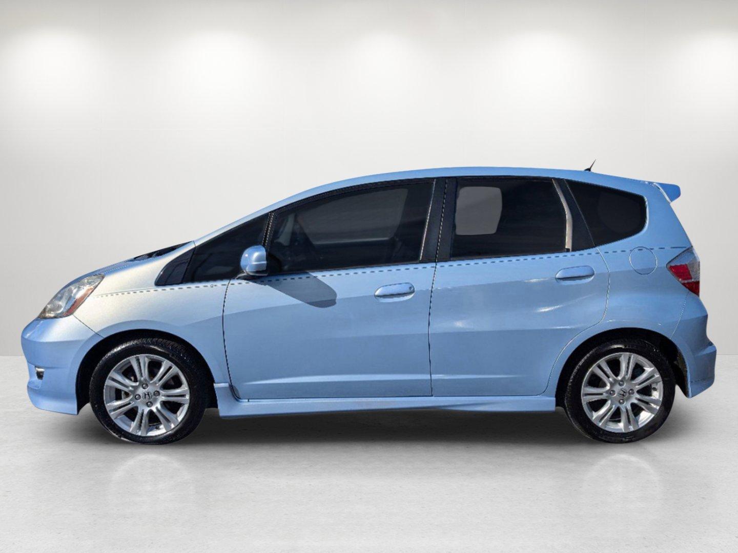 2010 Honda Fit Sport (JHMGE8H43AC) with an Gas I4 1.5L/91.4 engine, 5-Speed Automatic transmission, located at 3959 U.S. 80 W, Phenix City, AL, 36870, (334) 297-4885, 32.469296, -85.135185 - 2010 Honda Fit Sport - Photo#7