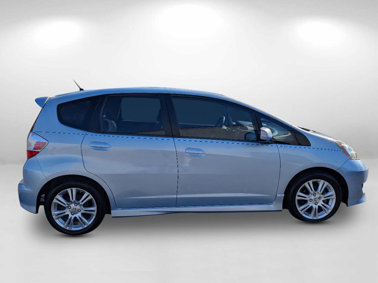 2010 Honda Fit Sport (JHMGE8H43AC) with an Gas I4 1.5L/91.4 engine, 5-Speed Automatic transmission, located at 521 Old Farm Lane Rd, Prattville, AL, 36066, (334) 325-1505, 32.482460, -86.416367 - 2010 Honda Fit Sport - Photo#3