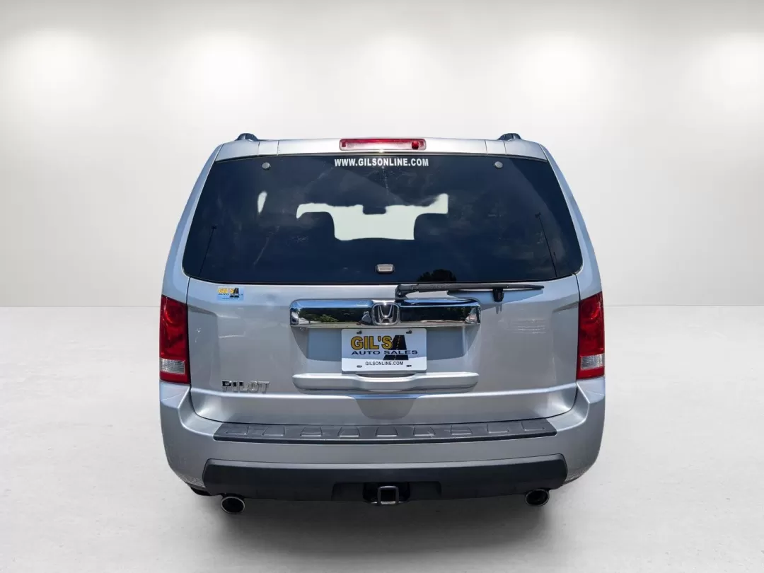2010 Honda Pilot EX (5FNYF3H47AB) with an Other engine, located at 521 Old Farm Lane Rd, Prattville, AL, 36066, (334) 325-1505, 32.482460, -86.416367 - **Explore Life in Comfort and Style with the 2010 Honda Pilot at Gils Auto!**<br /> <br /> Are you searching for a dependable SUV that can handle everything from family road trips to daily commutes? Look no further! The 2010 Honda Pilot EX is designed specifically for those who need a versatile vehi - Photo#5