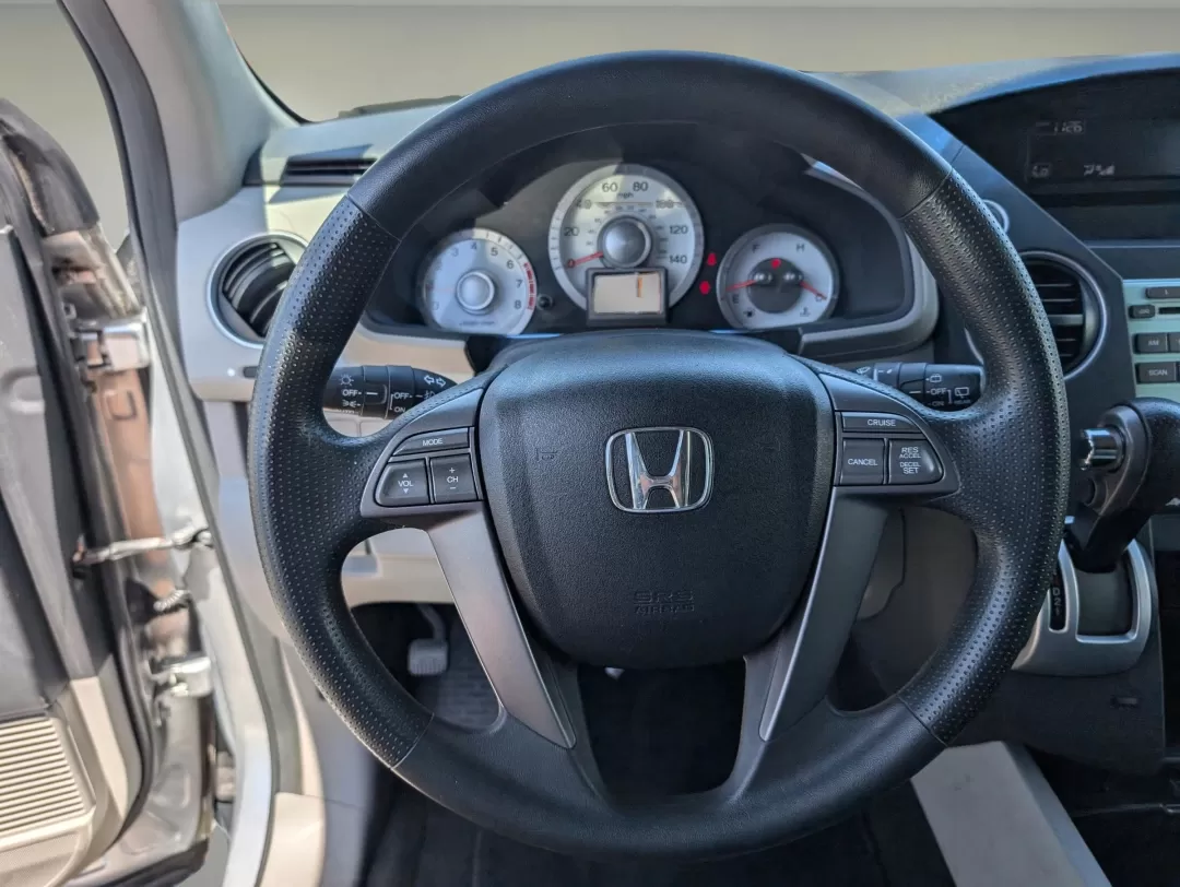 2010 Honda Pilot EX (5FNYF3H47AB) with an Other engine, located at 521 Old Farm Lane Rd, Prattville, AL, 36066, (334) 325-1505, 32.482460, -86.416367 - **Explore Life in Comfort and Style with the 2010 Honda Pilot at Gils Auto!**<br /> <br /> Are you searching for a dependable SUV that can handle everything from family road trips to daily commutes? Look no further! The 2010 Honda Pilot EX is designed specifically for those who need a versatile vehi - Photo#16