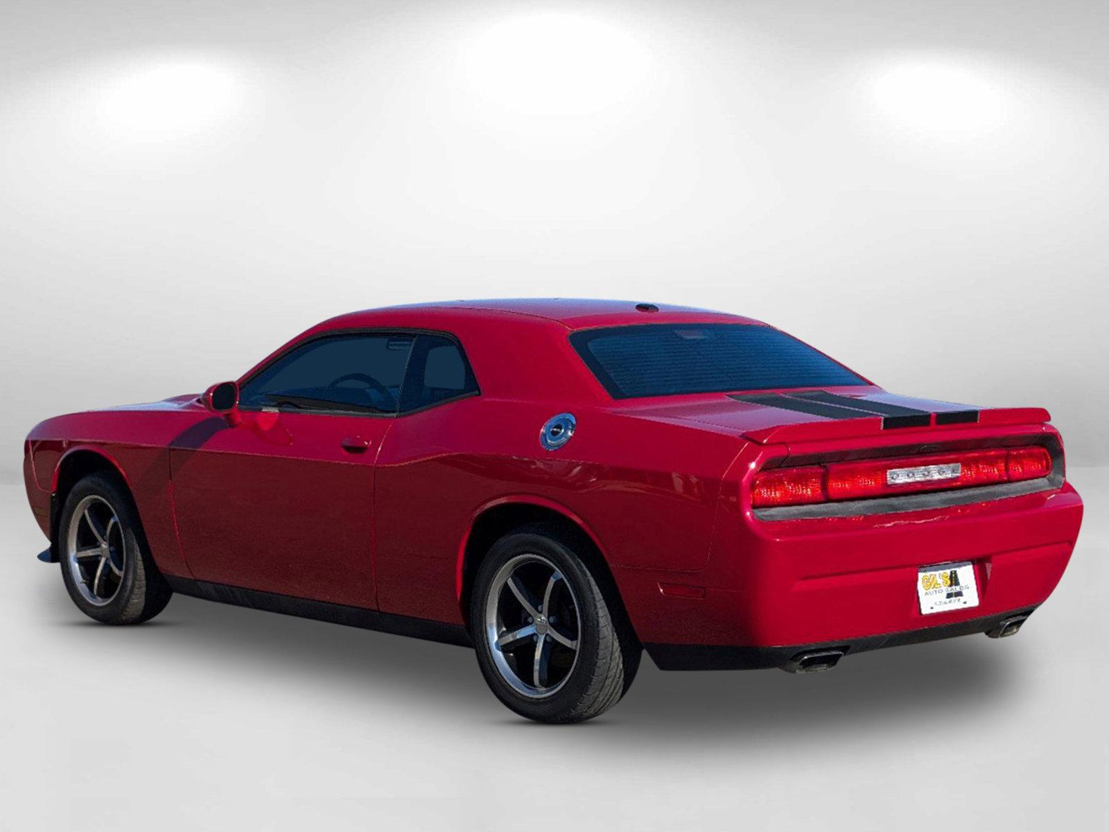 2011 /Dark Slate Gray Interior Dodge Challenger (2B3CJ4DG6BH) with an Gas/Ethanol V6 3.6L/ engine, 5-Speed Automatic transmission, located at 521 Old Farm Lane Rd, Prattville, AL, 36066, (334) 325-1505, 32.482460, -86.416367 - 2011 Dodge Challenger - Photo#6