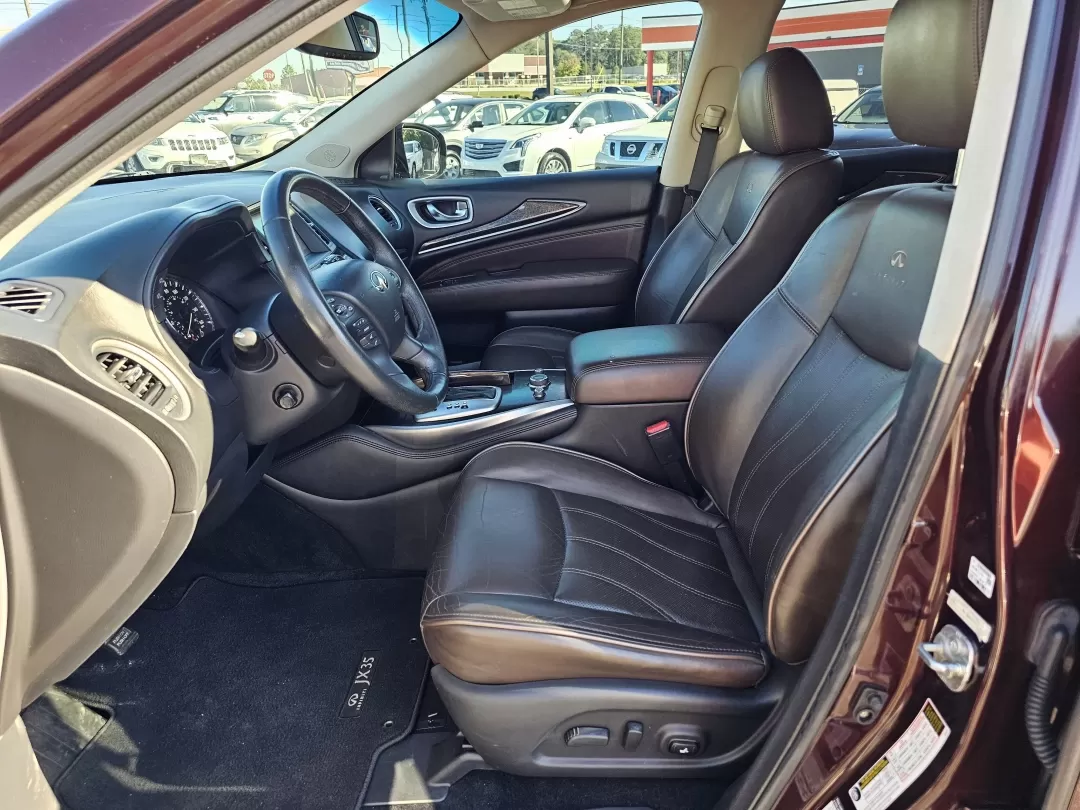 2013 /Java Infiniti JX35 (5N1AL0MNXDC) with an Other engine, located at 3959 U.S. 80 W, Phenix City, AL, 36870, (334) 297-4885, 32.469296, -85.135185 - Explore the open road in style with this stunning 2013 Infiniti JX35, perfect for families and adventurers alike! With its exquisite Midnight Garnet exterior and luxurious Java leather interior, this SUV combines elegance with functionality, making it a fantastic choice for anyone looking to elevate - Photo#9