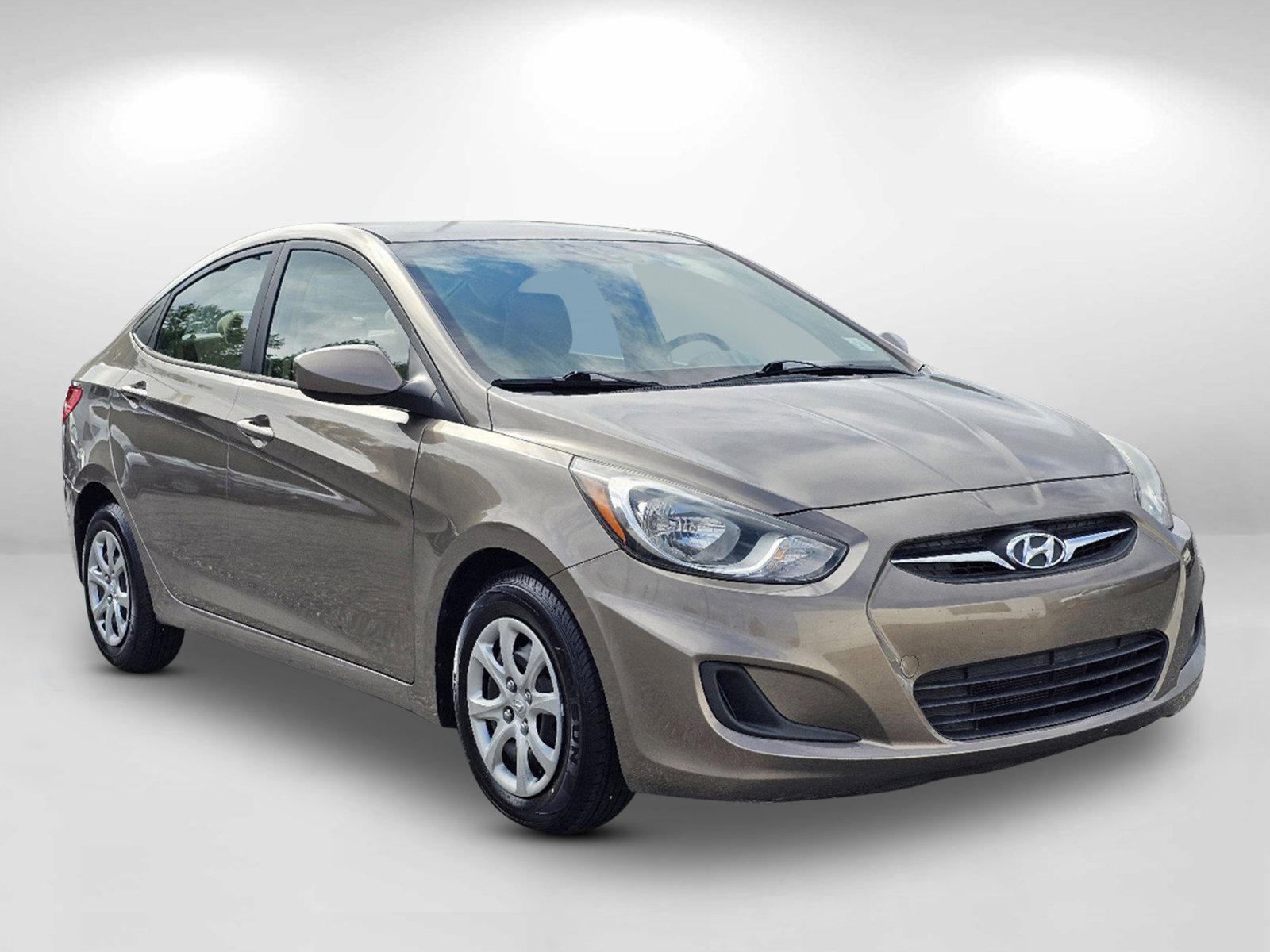 2014 Mocho Bronze Metallic /Beige Hyundai Accent GLS (KMHCT4AE4EU) with an Regular Unleaded I-4 1.6 L/97 engine, 6-Speed Automatic w/OD transmission, located at 1430 Gateway Drive, Opelika, AL, 36801, (334) 239-0944, 32.637871, -85.409790 - 2014 Hyundai Accent GLS - Photo#3