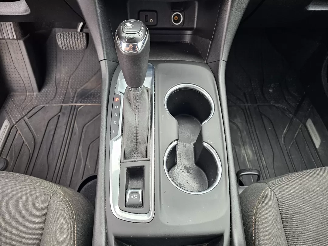2018 Mosaic Black Metallic /Jet Black Chevrolet Equinox LT (2GNAXJEV6J6) with an Other engine, located at 3959 U.S. 80 W, Phenix City, AL, 36870, (334) 297-4885, 32.469296, -85.135185 - Are you ready for your next adventure? Whether you're gearing up for family road trips or navigating daily commutes, the 2018 Chevrolet Equinox LT is the ideal companion for your lifestyle. Featuring a sleek Mosaic Black Metallic exterior and a spacious interior, this SUV offers the perfect blend of - Photo#12
