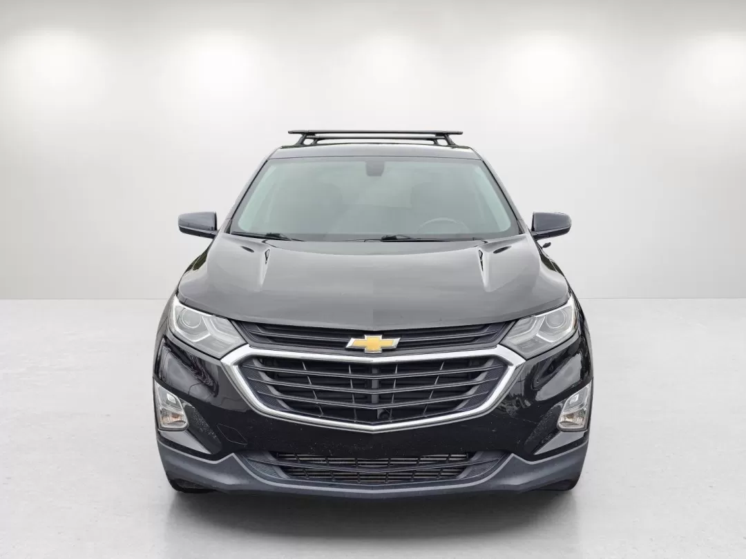 2018 Chevrolet Equinox LT photo 3
