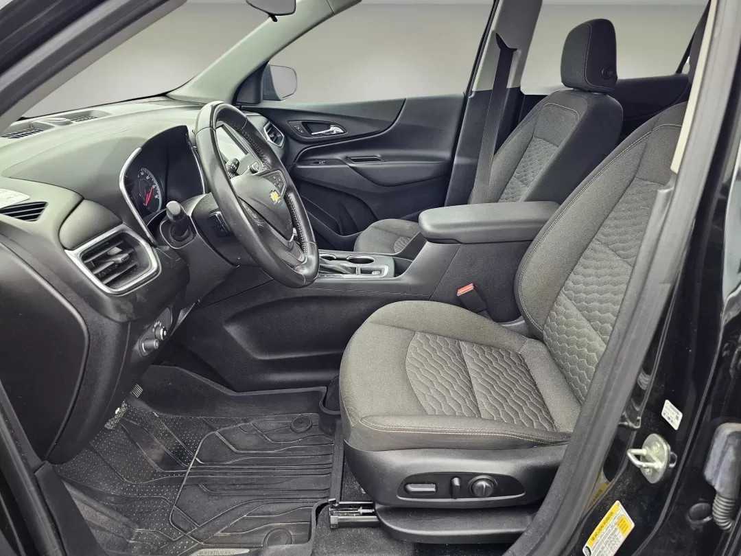 2018 Mosaic Black Metallic /Jet Black Chevrolet Equinox LT (2GNAXJEV6J6) with an Other engine, located at 3959 U.S. 80 W, Phenix City, AL, 36870, (334) 297-4885, 32.469296, -85.135185 - Are you ready for your next adventure? Whether you're gearing up for family road trips or navigating daily commutes, the 2018 Chevrolet Equinox LT is the ideal companion for your lifestyle. Featuring a sleek Mosaic Black Metallic exterior and a spacious interior, this SUV offers the perfect blend of - Photo#10