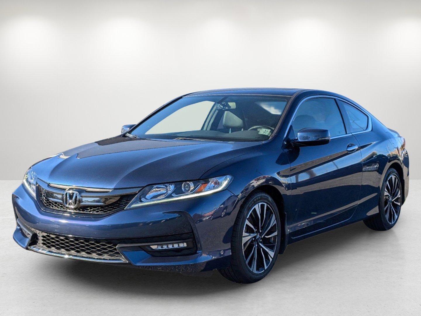 2017 Honda Accord Coupe EX-L (1HGCT1B80HA) with an Regular Unleaded I-4 2.4 L/144 engine, 1-Speed CVT w/OD transmission, located at 1430 Gateway Drive, Opelika, AL, 36801, (334) 239-0944, 32.637871, -85.409790 - 2017 Honda Accord Coupe EX-L - Photo#0