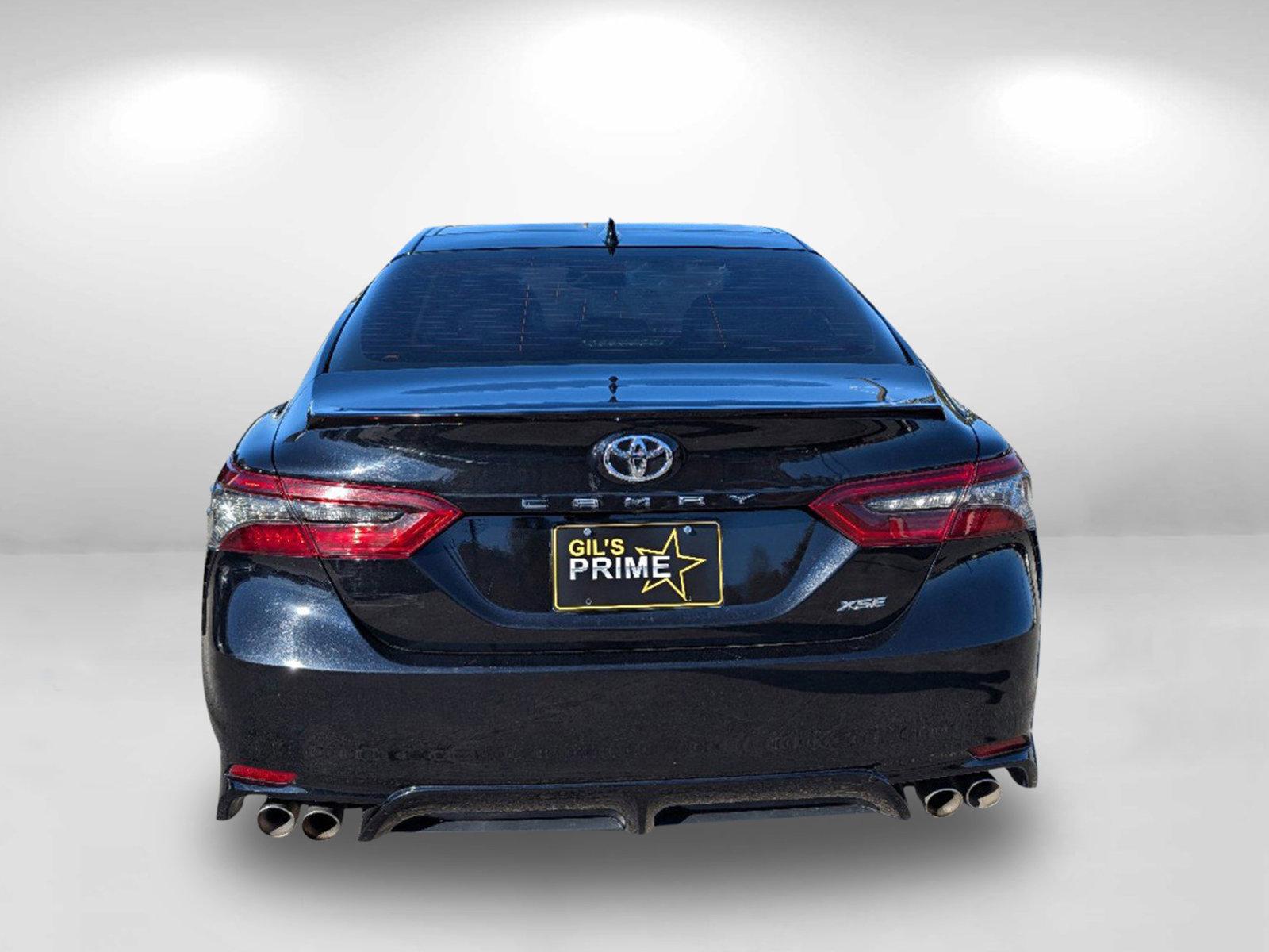 2022 Toyota Camry XSE (4T1K61AK9NU) with an Regular Unleaded I-4 2.5 L/152 engine, 8-Speed Automatic w/OD transmission, located at 804 22nd Ave, Phenix City, AL, 36870, (334) 297-1860, 32.484749, -85.024475 - 2022 Toyota Camry XSE - Photo#5