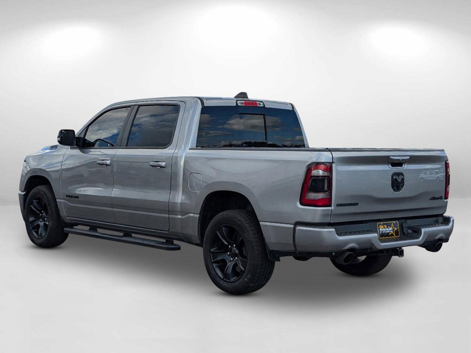 2021 Billet Silver Metallic Clearcoat /Black Ram 1500 Big Horn (1C6SRFFT6MN) with an Regular Unleaded V-8 5.7 L/345 engine, 8-Speed Automatic w/OD transmission, located at 804 22nd Ave, Phenix City, AL, 36870, (334) 297-1860, 32.484749, -85.024475 - 2021 Ram 1500 Big Horn - Photo#6