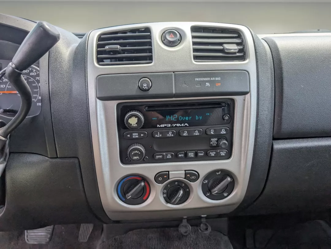 2009 /Ebony Chevrolet Colorado LT w/1LT (1GCCS13E198) with an Other engine, located at 3959 U.S. 80 W, Phenix City, AL, 36870, (334) 297-4885, 32.469296, -85.135185 - 2009 Chevrolet Colorado LT w/1LT - Photo#15
