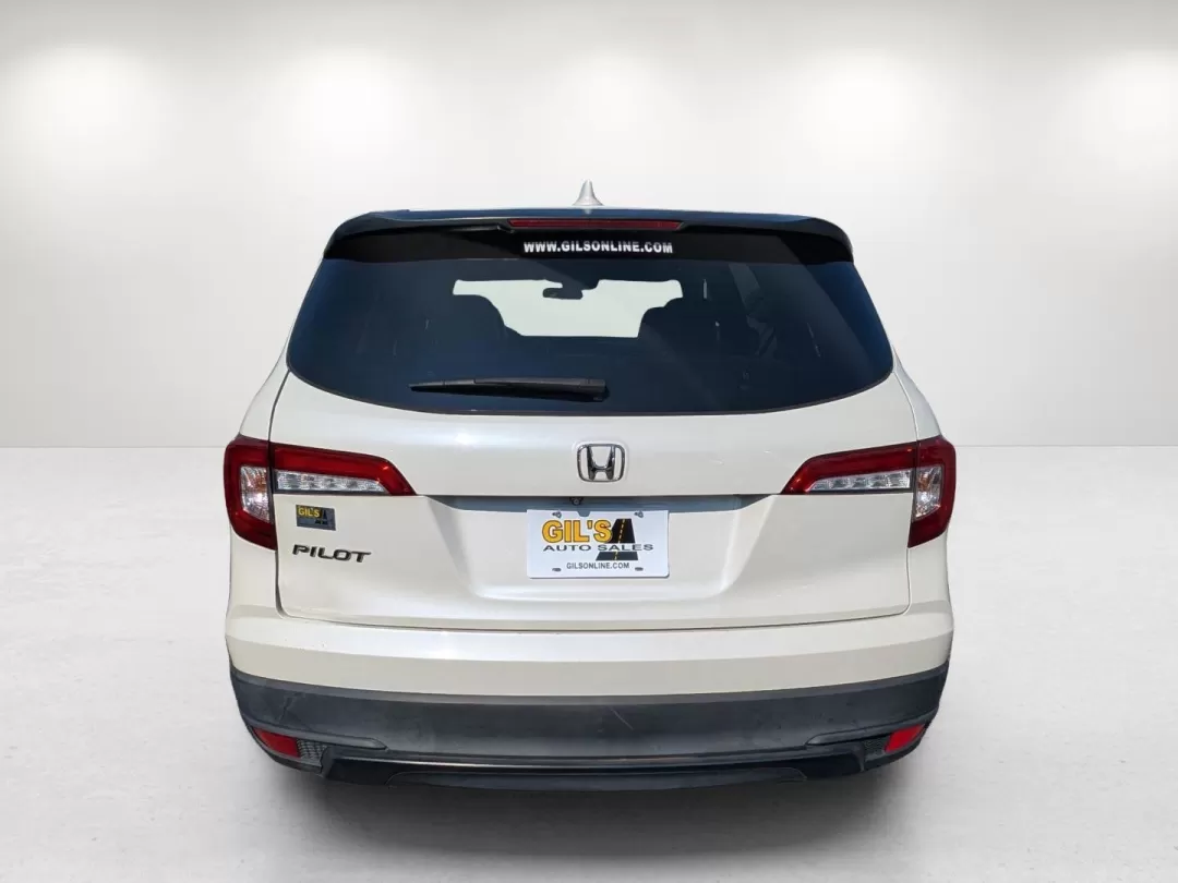 2019 Honda Pilot LX (5FNYF5H1XKB) with an Other engine, located at 5115 14th Ave., Columbus, GA, 31904, (706) 323-0345, 32.511494, -84.971046 - **Adventure Awaits with the 2019 Honda Pilot LX - Your Family SUV at Gils Auto!**<br /> <br /> Are you on the lookout for the perfect family vehicle that can handle daily commutes and weekend adventures alike? Look no further than the 2019 Honda Pilot LX, available now at Gils Auto in Phenix City, A - Photo#5