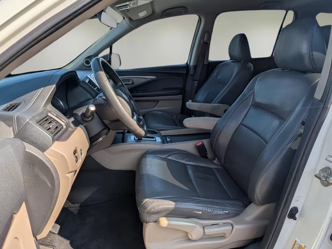 2019 Honda Pilot LX (5FNYF5H1XKB) with an Other engine, located at 5115 14th Ave., Columbus, GA, 31904, (706) 323-0345, 32.511494, -84.971046 - **Adventure Awaits with the 2019 Honda Pilot LX - Your Family SUV at Gils Auto!**<br /> <br /> Are you on the lookout for the perfect family vehicle that can handle daily commutes and weekend adventures alike? Look no further than the 2019 Honda Pilot LX, available now at Gils Auto in Phenix City, A - Photo#10