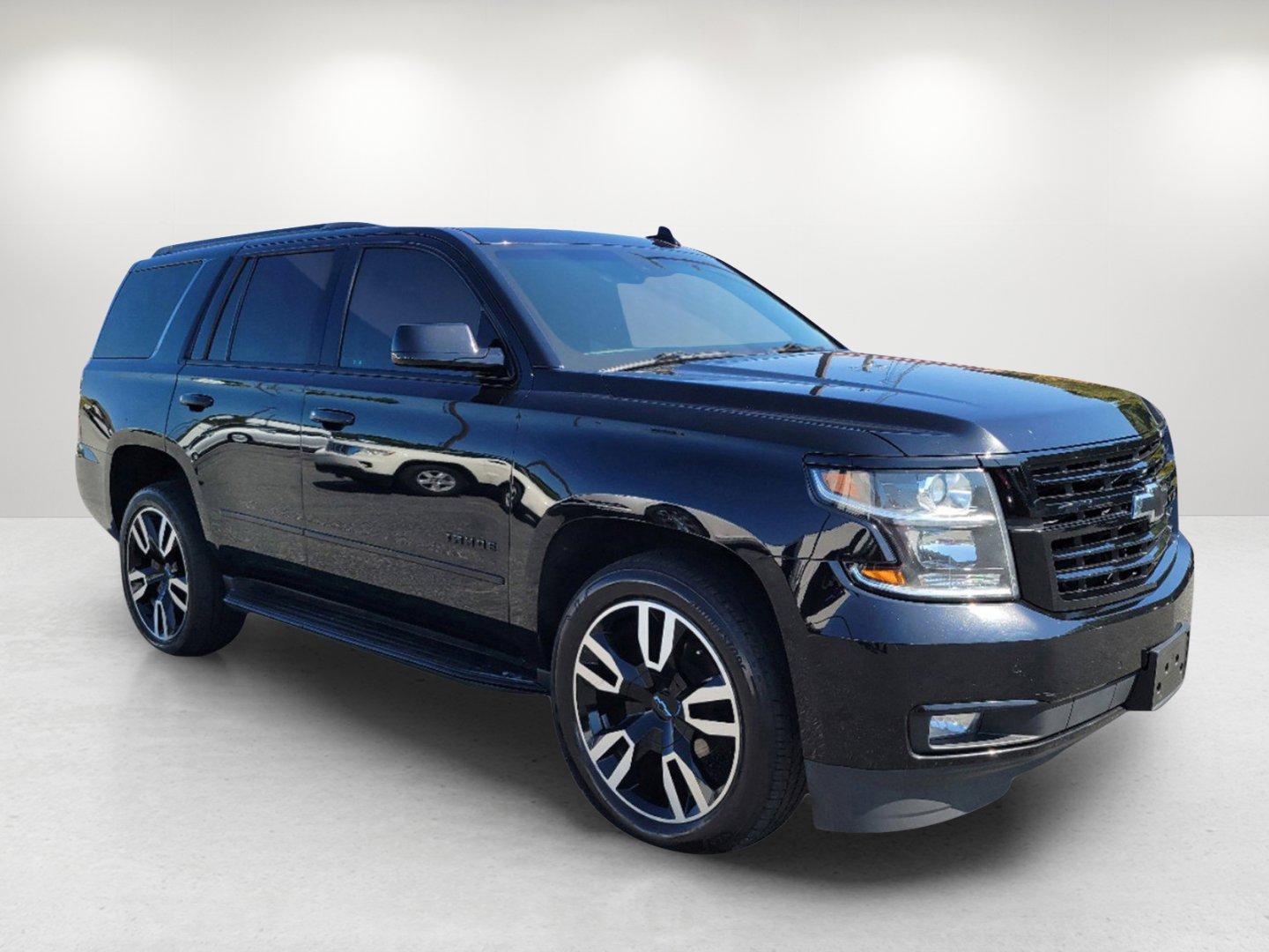 2020 Black /Jet Black Chevrolet Tahoe Premier (1GNSKCKJ2LR) with an Gas V8 6.2L/ engine, 10-Speed Automatic transmission, located at 1430 Gateway Drive, Opelika, AL, 36801, (334) 239-0944, 32.637871, -85.409790 - 2020 Chevrolet Tahoe Premier - Photo#2