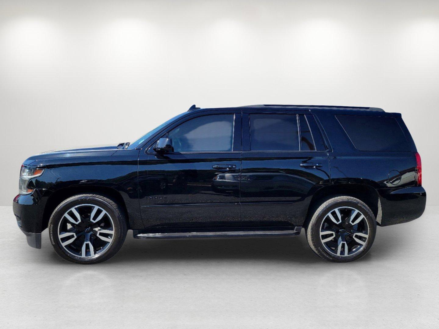 2020 Black /Jet Black Chevrolet Tahoe Premier (1GNSKCKJ2LR) with an Gas V8 6.2L/ engine, 10-Speed Automatic transmission, located at 1430 Gateway Drive, Opelika, AL, 36801, (334) 239-0944, 32.637871, -85.409790 - 2020 Chevrolet Tahoe Premier - Photo#7