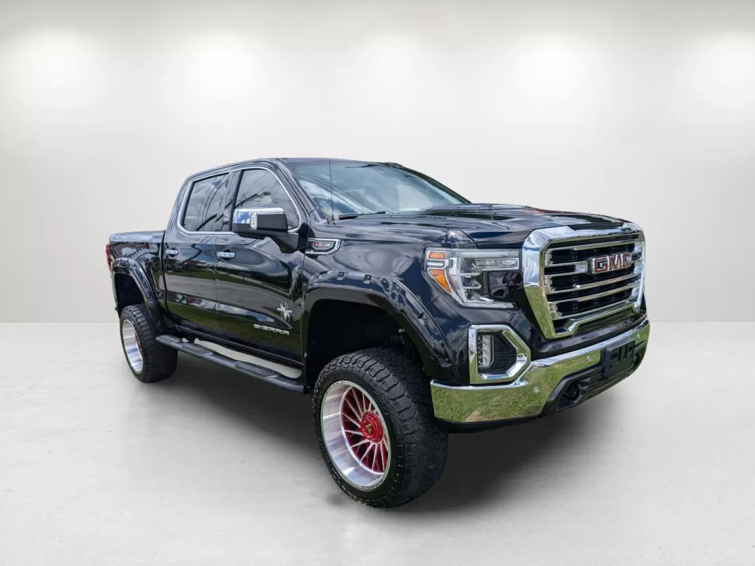 2019 /Jet Black GMC Sierra 1500 SLT (1GTU9DEL5KZ) with an Other engine, located at 7000 Northlake Connector, Columbus, GA, 31904, (706) 987-8085, 32.524975, -84.978134 - Elevate your lifestyle with the exceptional 2019 GMC Sierra 1500 SLT, an ideal companion for both weekend adventures and daily commutes. With its robust 4WD capability and impressive towing capacity, this Crew Cab Pickup is perfect for families and outdoor enthusiasts alike. Whether you're hauling e - Photo#2