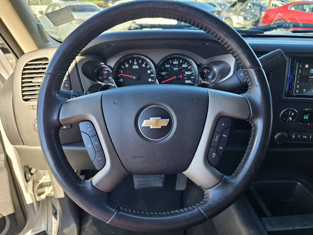 2011 /Ebony Chevrolet Silverado 1500 LT (3GCPCSE09BG) with an Other engine, located at 3959 U.S. 80 W, Phenix City, AL, 36870, (334) 297-4885, 32.469296, -85.135185 - **Discover Your Next Adventure with This 2011 Chevrolet Silverado 1500 LT Crew Cab at Gils Auto!**<br /> <br /> Are you ready to elevate your lifestyle and embark on unforgettable journeys? Look no further than this stunning 2011 Chevrolet Silverado 1500 LT Crew Cab pickup truck, boasting a perfect - Photo#10