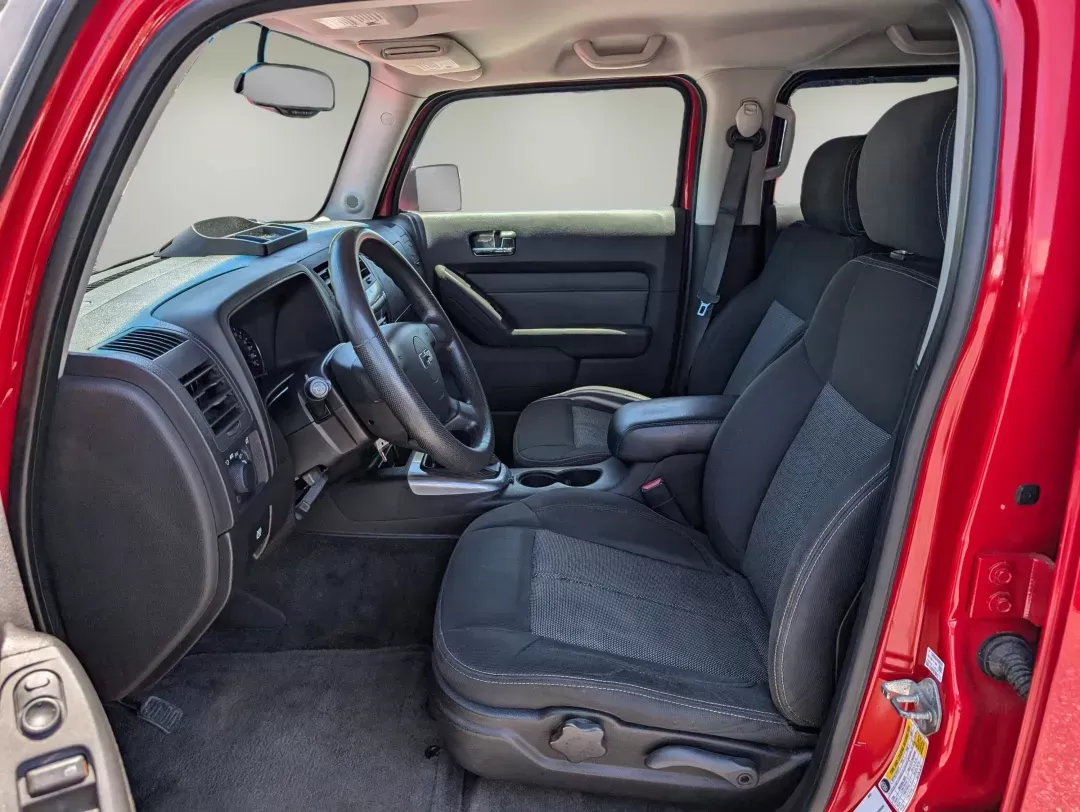 2008 /Ebony Hummer H3 SUV (5GTEN13E288) with an Gas 5 3.7L/223 engine, 4-Speed Automatic w/OD transmission, located at 7000 Northlake Connector, Columbus, GA, 31904, (706) 987-8085, 32.524975, -84.978134 - 2008 Hummer H3 SUV - Photo#8
