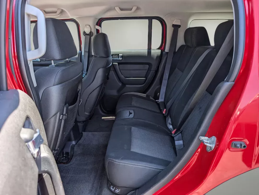 2008 /Ebony Hummer H3 SUV (5GTEN13E288) with an Gas 5 3.7L/223 engine, 4-Speed Automatic w/OD transmission, located at 7000 Northlake Connector, Columbus, GA, 31904, (706) 987-8085, 32.524975, -84.978134 - 2008 Hummer H3 SUV - Photo#9