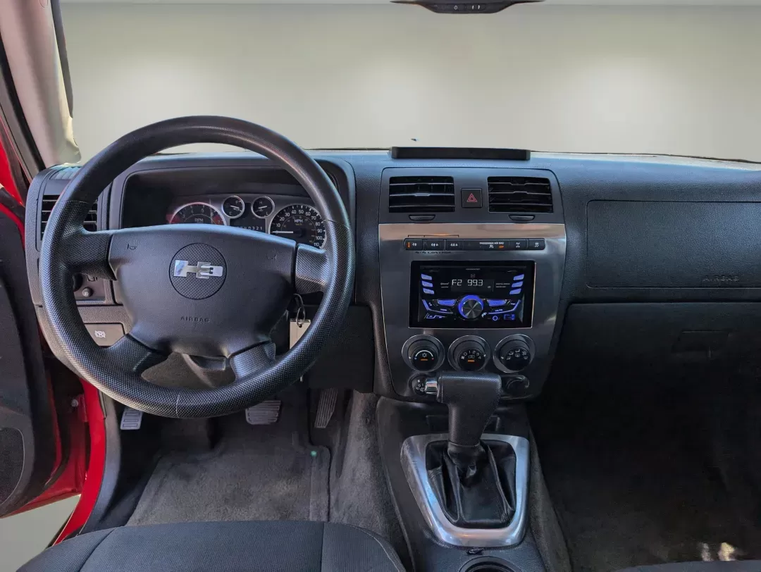 2008 /Ebony Hummer H3 SUV (5GTEN13E288) with an Gas 5 3.7L/223 engine, 4-Speed Automatic w/OD transmission, located at 7000 Northlake Connector, Columbus, GA, 31904, (706) 987-8085, 32.524975, -84.978134 - 2008 Hummer H3 SUV - Photo#10