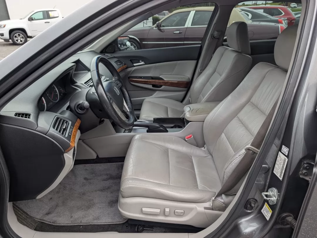 2011 Honda Accord Sdn EX-L (1HGCP3F87BA) with an Other engine, located at 3959 U.S. 80 W, Phenix City, AL, 36870, (334) 297-4885, 32.469296, -85.135185 - Experience life on the road with the perfect blend of comfort, reliability, and style in this stunning 2011 Honda Accord Sdn EX-L, available now at Gils Auto in Phenix City, AL. This sedan is not just a vehicle; it's a lifestyle choice for commuters, families, and adventure seekers alike. Whether yo - Photo#9