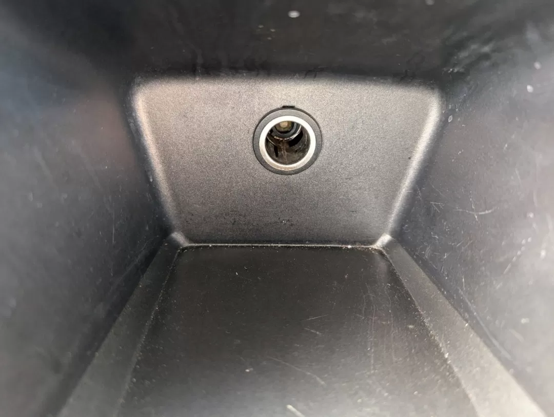 2013 /Light Titanium/Jet Black Chevrolet Equinox LS (2GNALBEKXD1) with an Other engine, located at 3959 U.S. 80 W, Phenix City, AL, 36870, (334) 297-4885, 32.469296, -85.135185 - **Discover Your Next Adventure with the 2013 Chevrolet Equinox LS at Gils Auto in Prattville, AL!**<br /> <br /> Are you ready to elevate your family's road trips or tackle your daily commute with style and comfort? Look no further than this 2013 Chevrolet Equinox LS, the perfect blend of versatilit - Photo#12