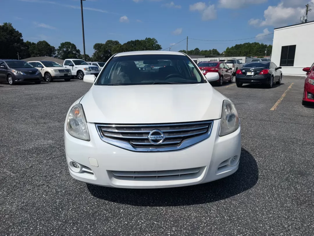 2010 Winter Frost Pearl /Charcoal Nissan Altima 2.5 S (1N4AL2AP9AN) with an Other engine, located at 3959 U.S. 80 W, Phenix City, AL, 36870, (334) 297-4885, 32.469296, -85.135185 - **Drive Your Lifestyle Forward with the 2010 Nissan Altima 2.5 S!**<br /> <br /> Are you searching for a reliable and stylish sedan that fits seamlessly into your busy lifestyle? Look no further than this stunning 2010 Nissan Altima 2.5 S available at Gils Auto, your trusted Buy Here Pay Here dealer - Photo#1
