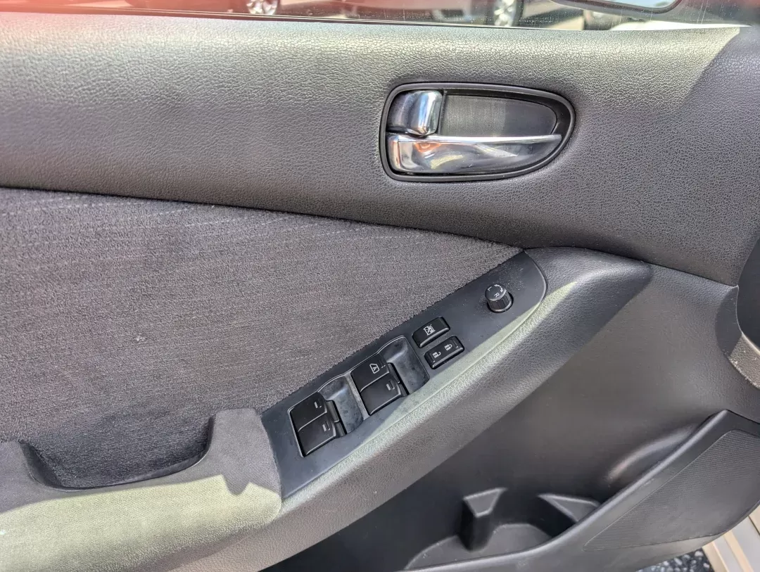 2010 Winter Frost Pearl /Charcoal Nissan Altima 2.5 S (1N4AL2AP9AN) with an Other engine, located at 3959 U.S. 80 W, Phenix City, AL, 36870, (334) 297-4885, 32.469296, -85.135185 - **Drive Your Lifestyle Forward with the 2010 Nissan Altima 2.5 S!**<br /> <br /> Are you searching for a reliable and stylish sedan that fits seamlessly into your busy lifestyle? Look no further than this stunning 2010 Nissan Altima 2.5 S available at Gils Auto, your trusted Buy Here Pay Here dealer - Photo#8