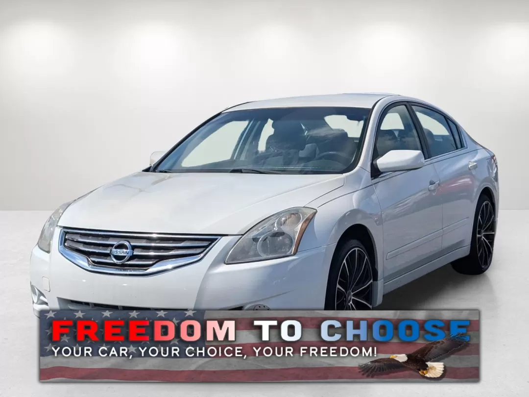2010 Winter Frost Pearl /Charcoal Nissan Altima 2.5 S (1N4AL2AP9AN) with an Other engine, located at 521 Old Farm Lane Rd, Prattville, AL, 36066, (334) 325-1505, 32.482460, -86.416367 - Discover the perfect blend of style, comfort, and affordability with this 2010 Nissan Altima 2.5 S, ideal for budget-conscious buyers searching for a reliable sedan that fits seamlessly into their busy lifestyles. Whether you're commuting to work, running errands around Phenix City, or embarking on - Photo#0