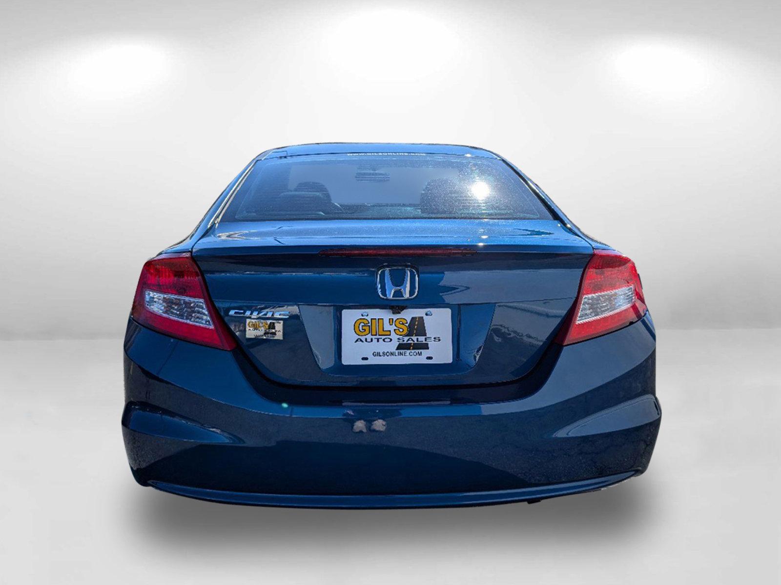 2012 Honda Civic Cpe EX (2HGFG3B83CH) with an Gas I4 1.8L/110 engine, 5-Speed Automatic transmission, located at 1430 Gateway Drive, Opelika, AL, 36801, (334) 239-0944, 32.637871, -85.409790 - 2012 Honda Civic Cpe EX - Photo#6