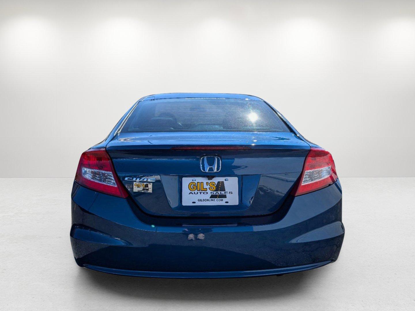 2012 Honda Civic Cpe EX (2HGFG3B83CH) with an Gas I4 1.8L/110 engine, 5-Speed Automatic transmission, located at 804 22nd Ave, Phenix City, AL, 36870, (334) 297-1860, 32.484749, -85.024475 - 2012 Honda Civic Cpe EX - Photo#4