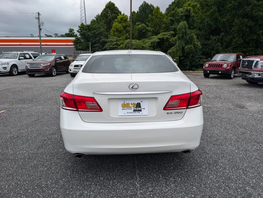 2012 Lexus ES 350 (JTHBK1EG5C2) with an Other engine, located at 3959 U.S. 80 W, Phenix City, AL, 36870, (334) 297-4885, 32.469296, -85.135185 - Are you ready to elevate your daily commute or weekend adventures? Discover the perfect blend of luxury and practicality with this stunning 2012 Lexus ES 350 available at Gils Auto in Phenix City, AL. This sleek, white sedan not only boasts elegant styling but also offers a plethora of features that - Photo#5
