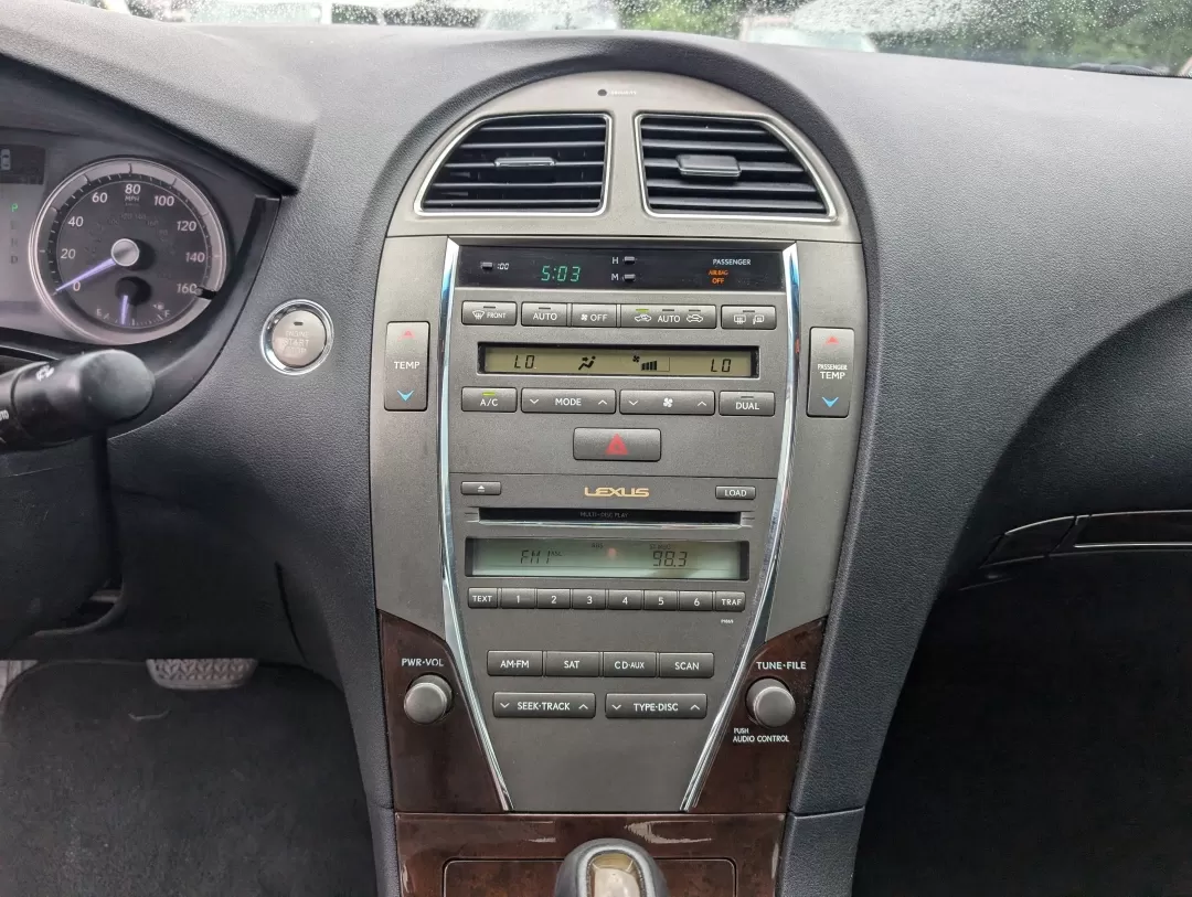 2012 Lexus ES 350 (JTHBK1EG5C2) with an Other engine, located at 3959 U.S. 80 W, Phenix City, AL, 36870, (334) 297-4885, 32.469296, -85.135185 - Are you ready to elevate your daily commute or weekend adventures? Discover the perfect blend of luxury and practicality with this stunning 2012 Lexus ES 350 available at Gils Auto in Phenix City, AL. This sleek, white sedan not only boasts elegant styling but also offers a plethora of features that - Photo#13