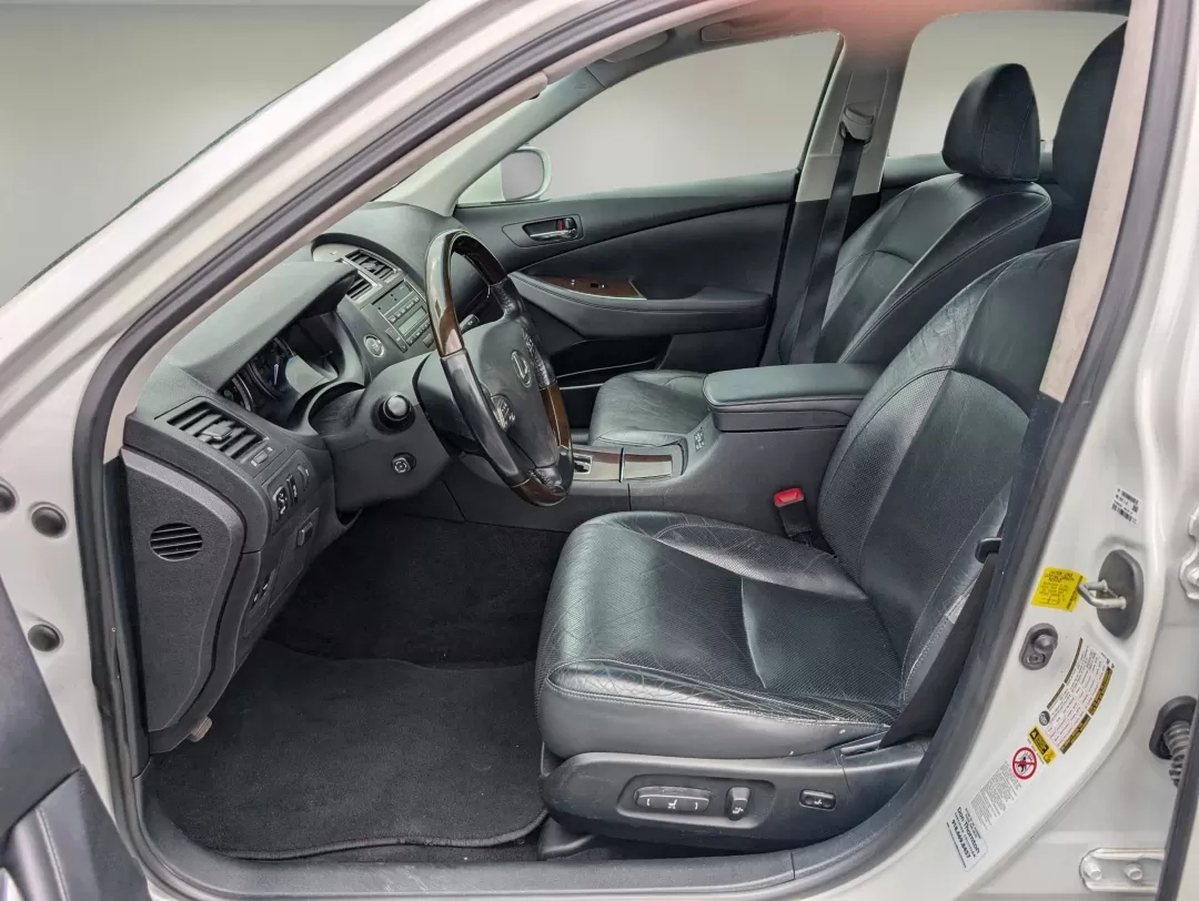 2012 Lexus ES 350 (JTHBK1EG5C2) with an Other engine, located at 3959 U.S. 80 W, Phenix City, AL, 36870, (334) 297-4885, 32.469296, -85.135185 - Are you ready to elevate your daily commute or weekend adventures? Discover the perfect blend of luxury and practicality with this stunning 2012 Lexus ES 350 available at Gils Auto in Phenix City, AL. This sleek, white sedan not only boasts elegant styling but also offers a plethora of features that - Photo#10