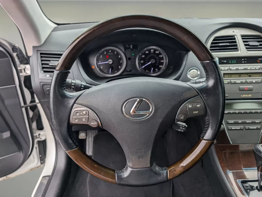 2012 Lexus ES 350 (JTHBK1EG5C2) with an Other engine, located at 3959 U.S. 80 W, Phenix City, AL, 36870, (334) 297-4885, 32.469296, -85.135185 - Are you ready to elevate your daily commute or weekend adventures? Discover the perfect blend of luxury and practicality with this stunning 2012 Lexus ES 350 available at Gils Auto in Phenix City, AL. This sleek, white sedan not only boasts elegant styling but also offers a plethora of features that - Photo#13