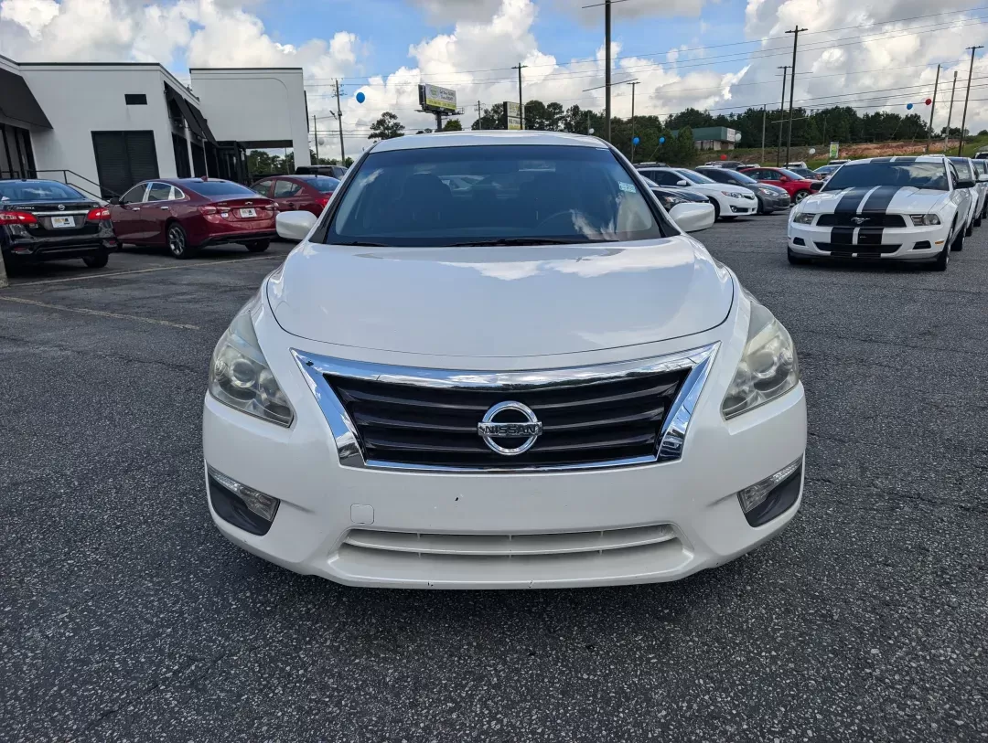 2015 /Charcoal Nissan Altima 2.5 S (1N4AL3AP0FC) with an Regular Unleaded I-4 2.5 L/152 engine, 1-Speed CVT w/OD transmission, located at 3959 U.S. 80 W, Phenix City, AL, 36870, (334) 297-4885, 32.469296, -85.135185 - 2015 Nissan Altima 2.5 S - Photo#1