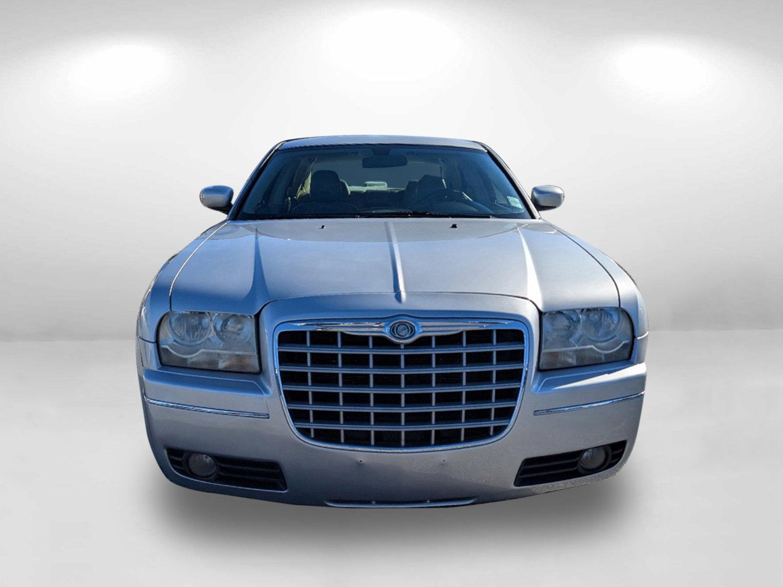 2007 Chrysler 300 Touring (2C3KA53G57H) with an Gas V6 3.5L/215 engine, 5-Speed Automatic transmission, located at 5115 14th Ave., Columbus, GA, 31904, (706) 323-0345, 32.511494, -84.971046 - 2007 Chrysler 300 Touring - Photo#1