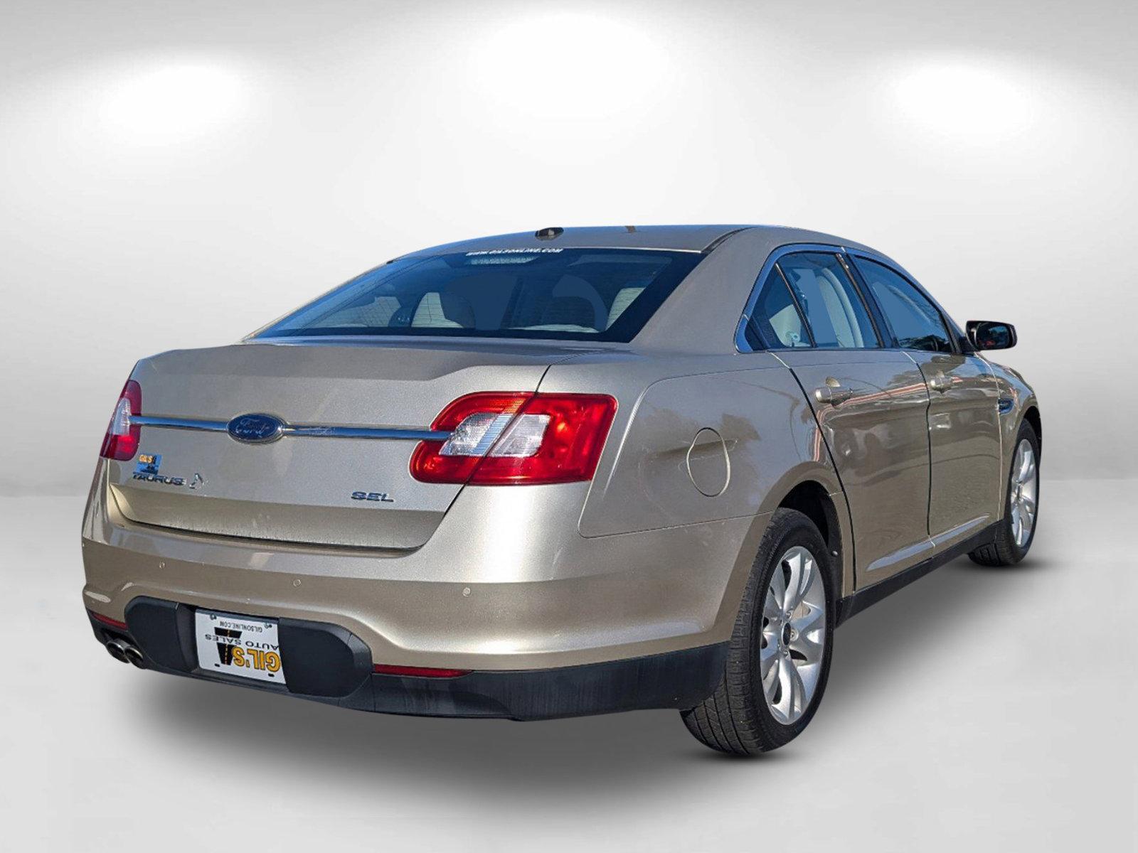 2010 Ford Taurus SEL (1FAHP2EW1AG) with an Gas V6 3.5L/213 engine, 6-Speed SelectShift Automatic w/OD transmission, located at 521 Old Farm Lane Rd, Prattville, AL, 36066, (334) 325-1505, 32.482460, -86.416367 - 2010 Ford Taurus SEL - Photo#4