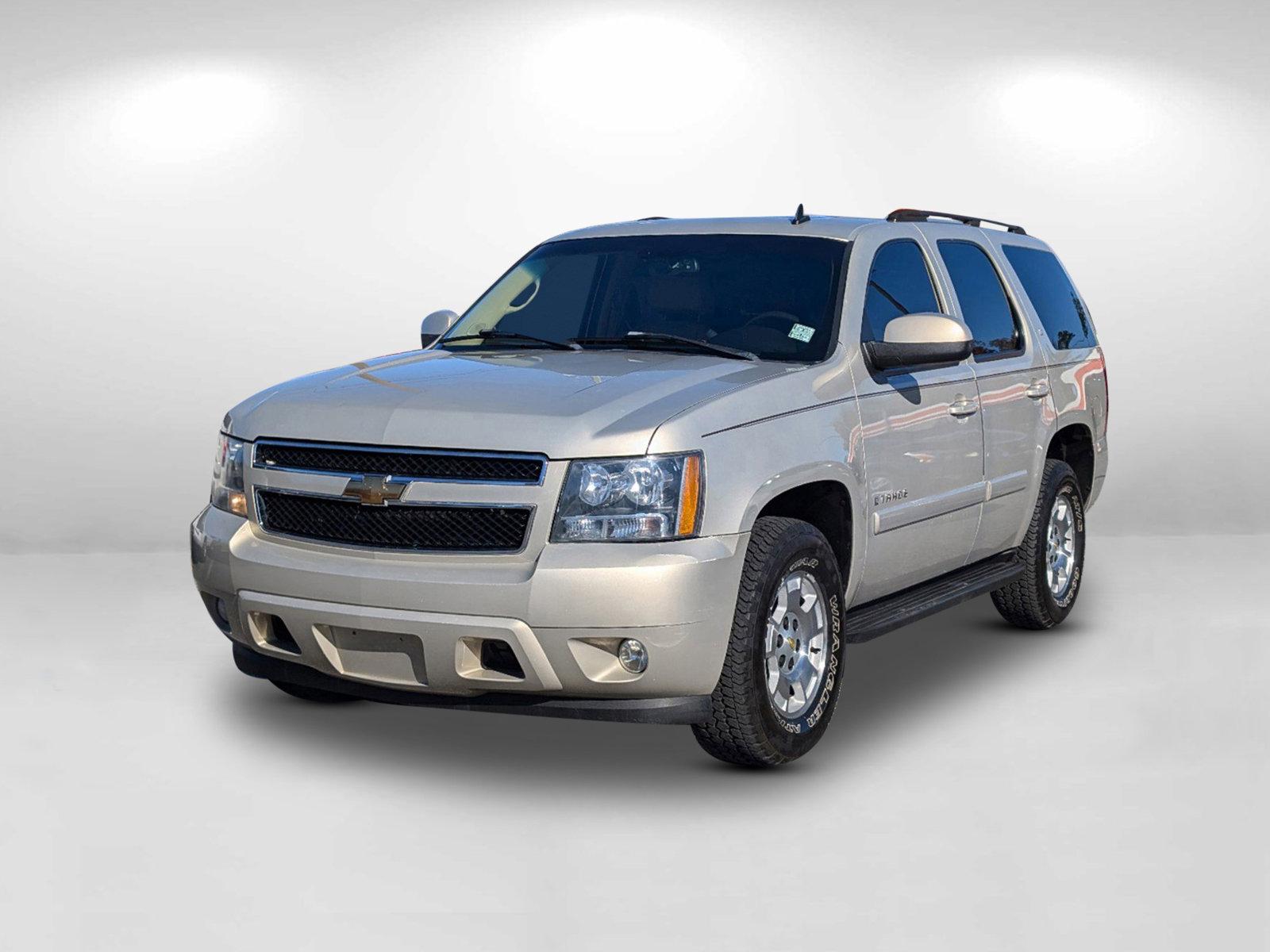 2007 /Ebony/Light Cashmere Chevrolet Tahoe LT (1GNFC13037R) with an Gas/Ethanol V8 5.3L/323 engine, 4-Speed Automatic w/OD transmission, located at 3959 U.S. 80 W, Phenix City, AL, 36870, (334) 297-4885, 32.469296, -85.135185 - 2007 Chevrolet Tahoe LT - Photo#1