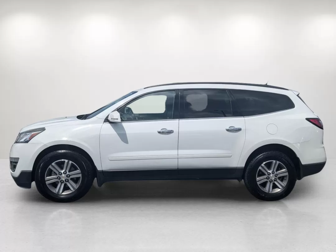 2016 /Dark Titanium/Light Titanium Chevrolet Traverse LT (1GNKRGKD3GJ) with an Other engine, located at 3959 U.S. 80 W, Phenix City, AL, 36870, (334) 297-4885, 32.469296, -85.135185 - 2016 Chevrolet Traverse LT - Photo#7