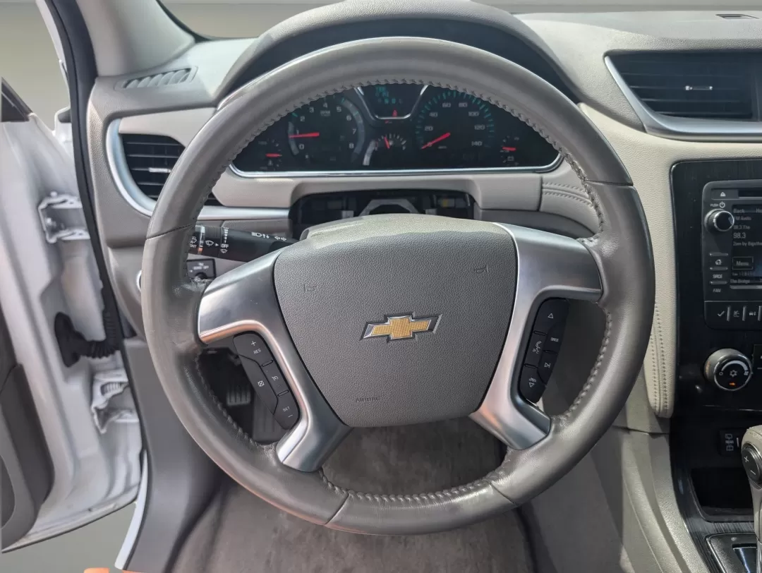 2016 /Dark Titanium/Light Titanium Chevrolet Traverse LT (1GNKRGKD3GJ) with an Other engine, located at 3959 U.S. 80 W, Phenix City, AL, 36870, (334) 297-4885, 32.469296, -85.135185 - 2016 Chevrolet Traverse LT - Photo#15
