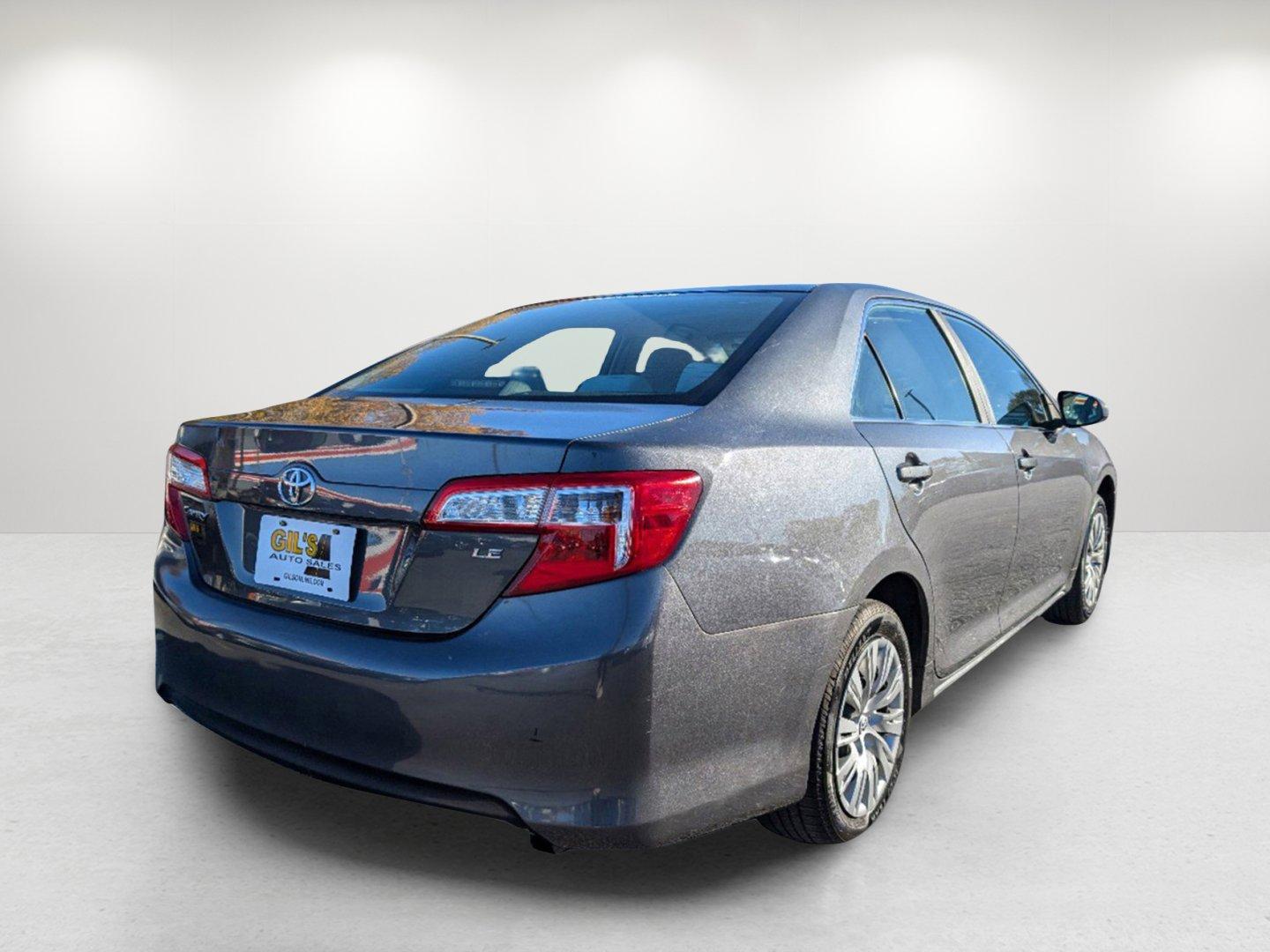 2012 Toyota Camry LE (4T1BF1FK9CU) with an Gas I4 2.5L/152 engine, 6-Speed Automatic w/Manual Shift transmission, located at 7000 Northlake Connector, Columbus, GA, 31904, (706) 987-8085, 32.524975, -84.978134 - 2012 Toyota Camry LE - Photo#4