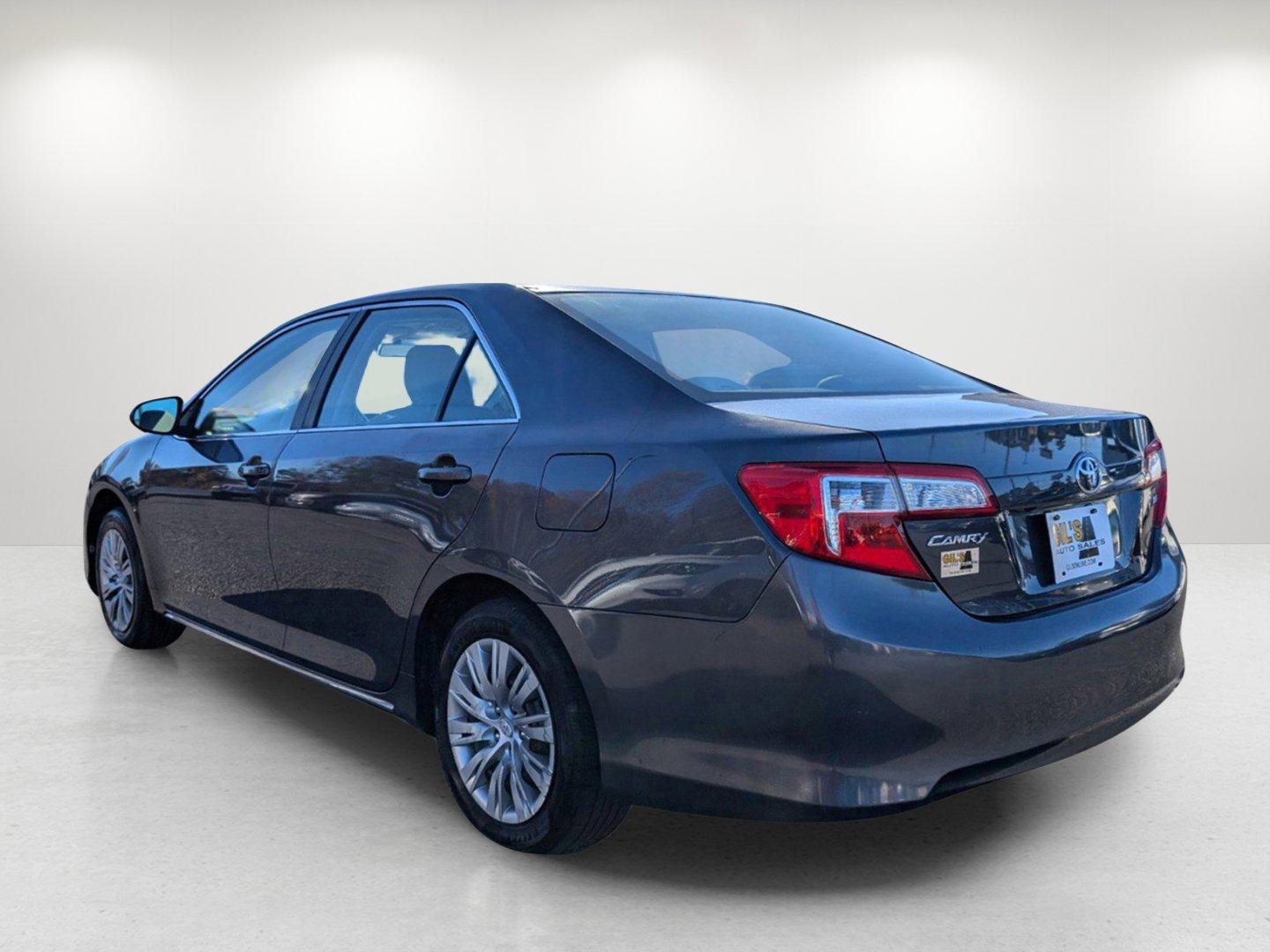 2012 Toyota Camry LE (4T1BF1FK9CU) with an Gas I4 2.5L/152 engine, 6-Speed Automatic w/Manual Shift transmission, located at 7000 Northlake Connector, Columbus, GA, 31904, (706) 987-8085, 32.524975, -84.978134 - 2012 Toyota Camry LE - Photo#6