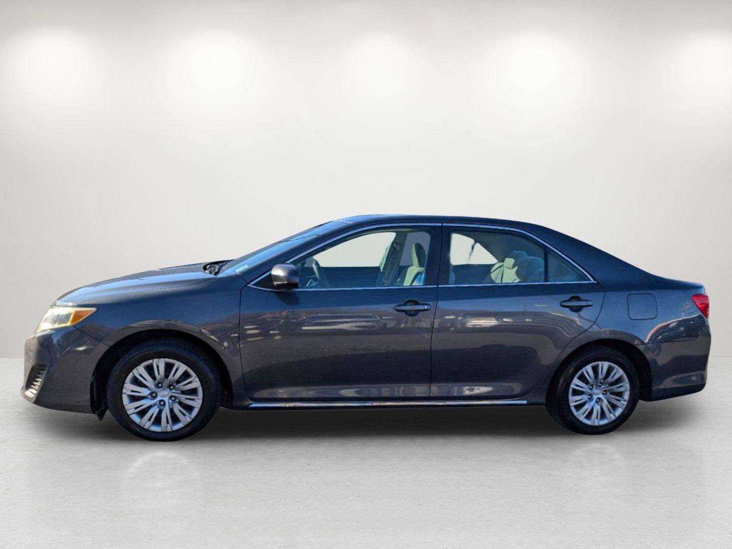 2012 Toyota Camry LE (4T1BF1FK9CU) with an Gas I4 2.5L/152 engine, 6-Speed Automatic w/Manual Shift transmission, located at 7000 Northlake Connector, Columbus, GA, 31904, (706) 987-8085, 32.524975, -84.978134 - 2012 Toyota Camry LE - Photo#7